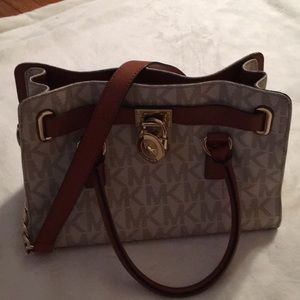 MK purse